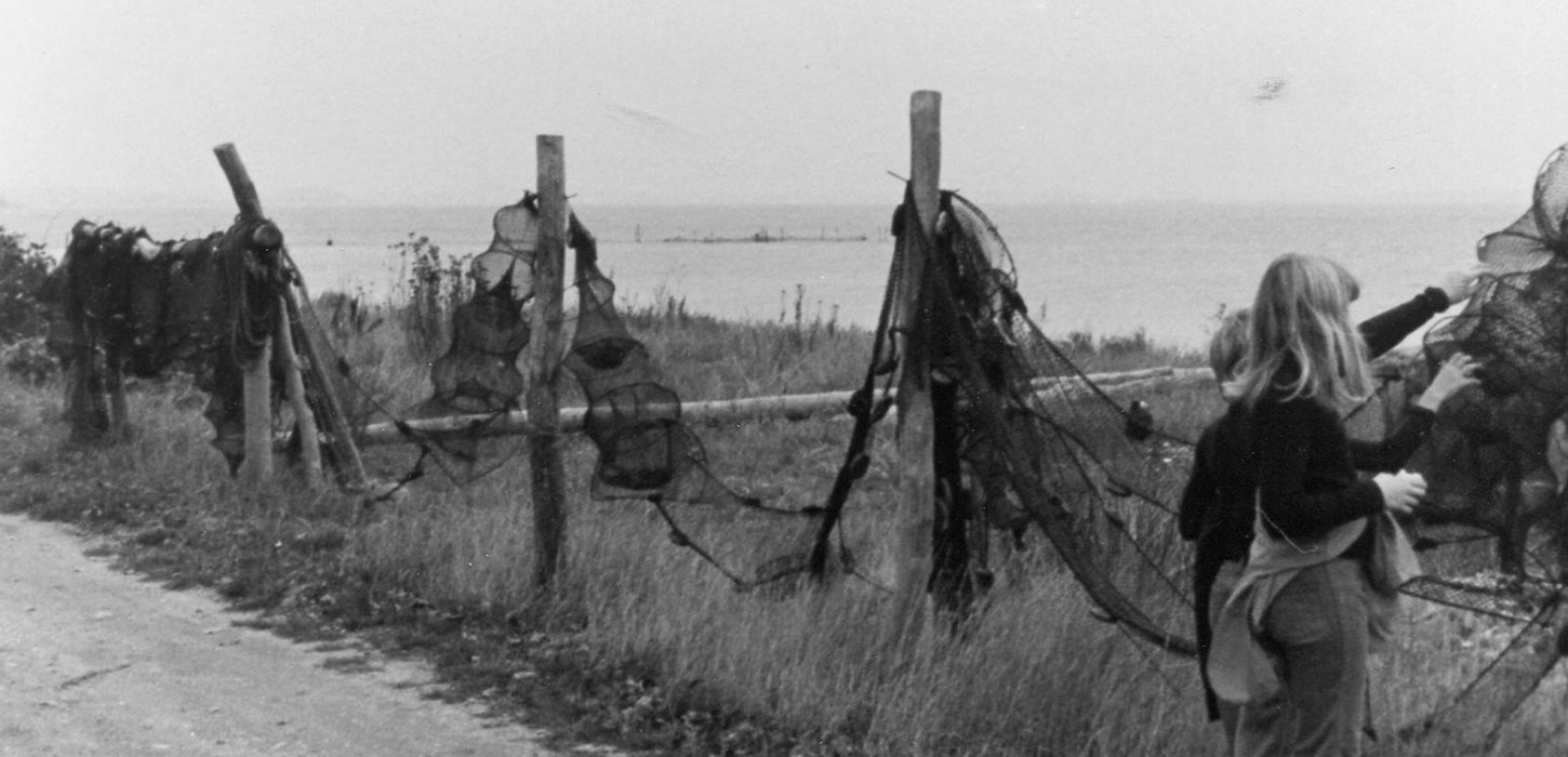 Fiskenettene hang tæt ved stejlepladsen på Tårup Strand