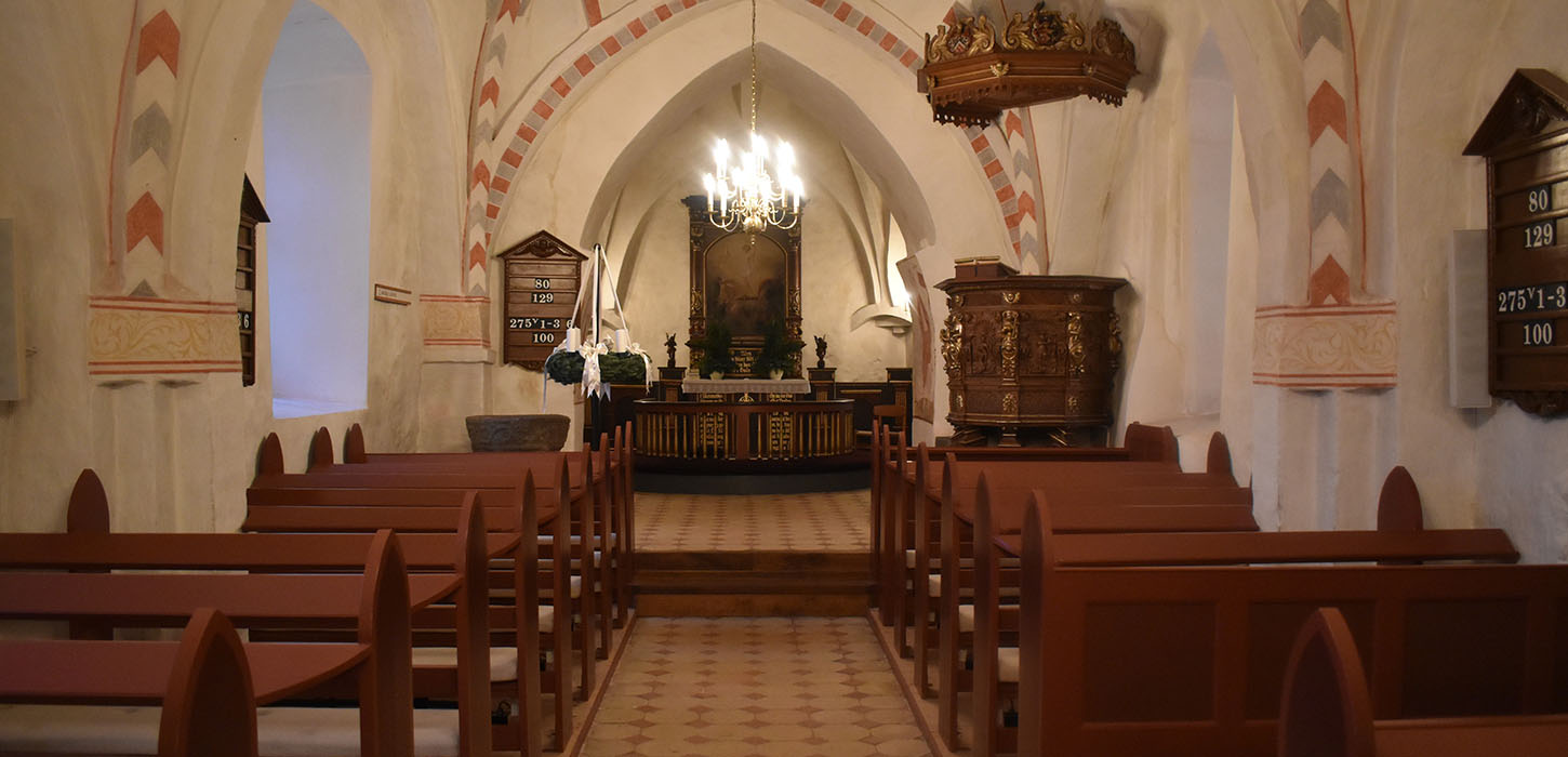 Et billede yder ikke Langå Kirkes kalkmalerier fuld retfærdighed. De skal opleves. 