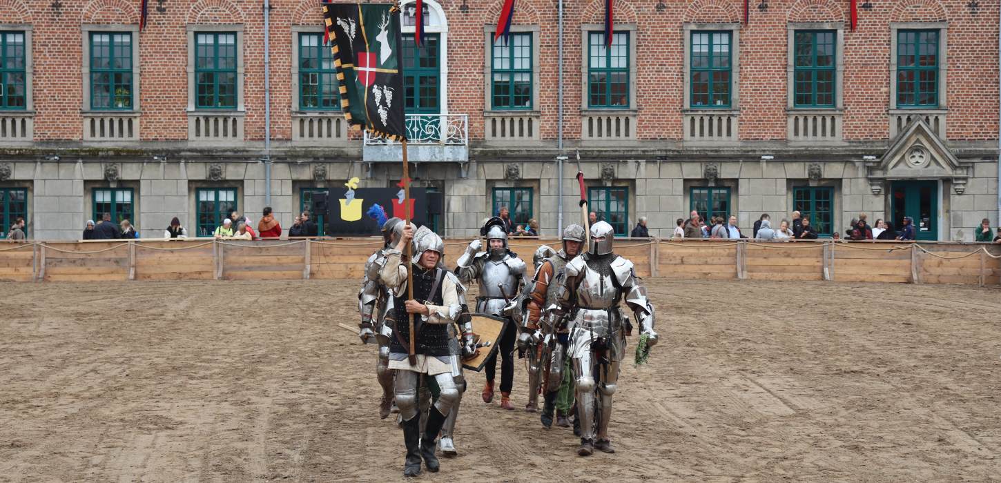 Dronningens krigere har besejret fjenden